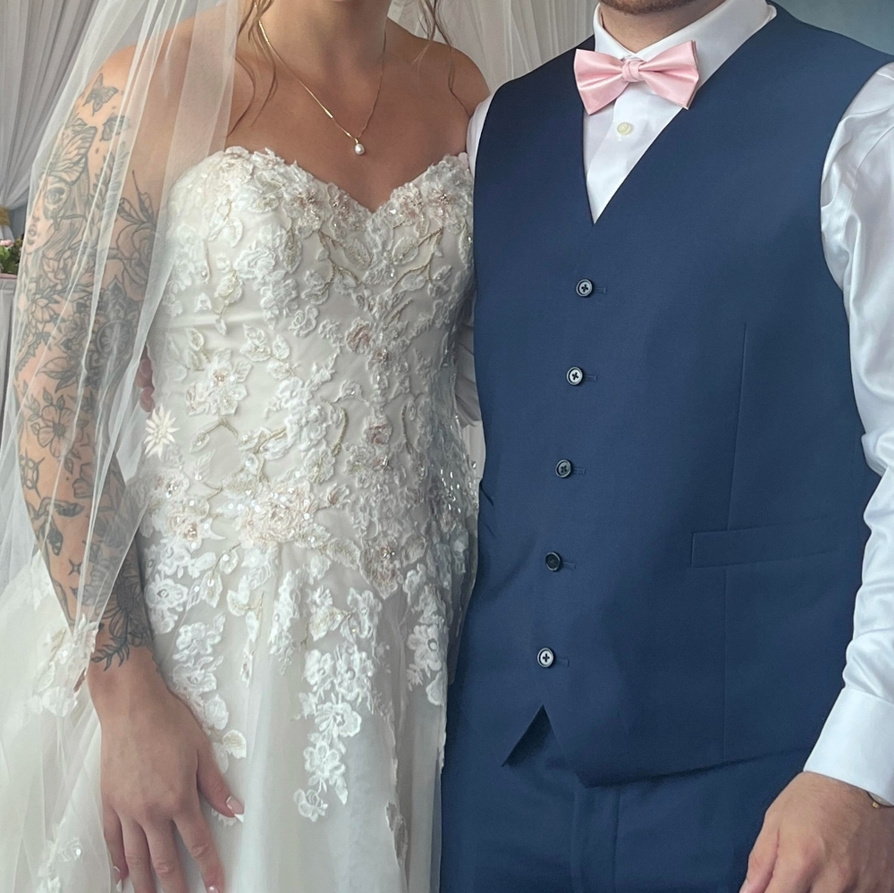 Sweetheart neckline wedding dress